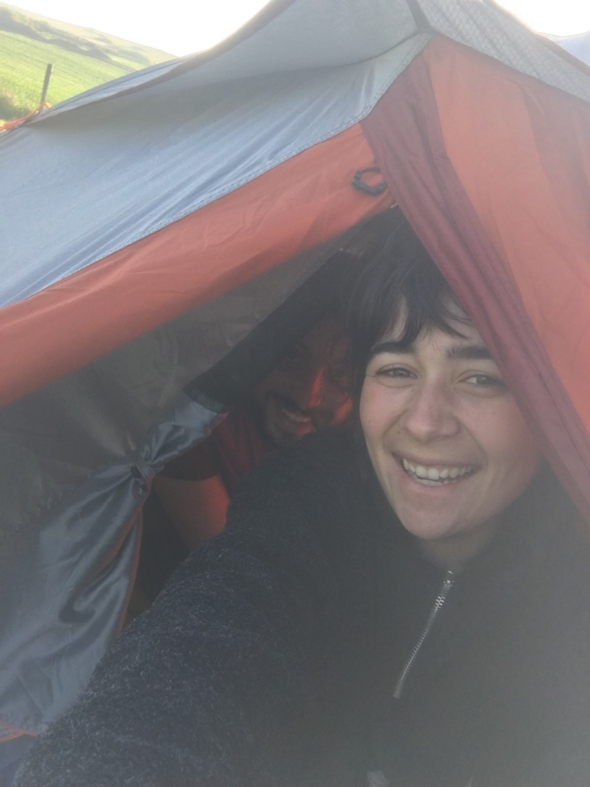 Léa et Rémi en tente